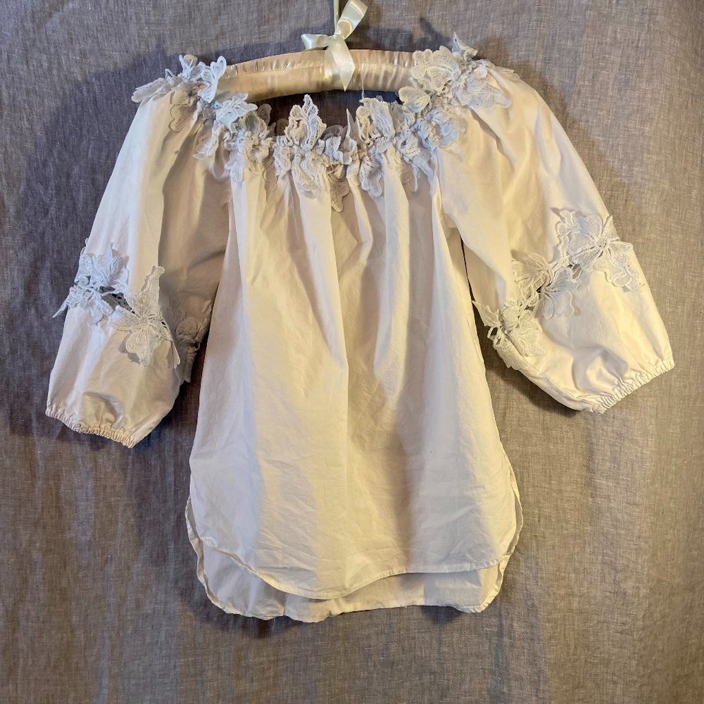 Forever 21 White Off Shoulder Top Small